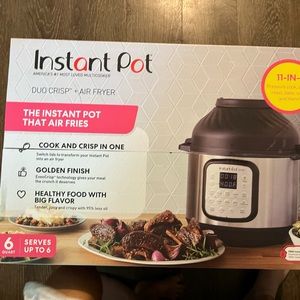 Instant Pot Duo Crisp + Air Fryer 6quart